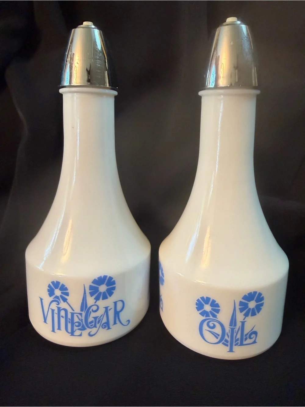 HOT DEAL Vintage Gemco Milk Glass Oil & Vinegar Cruet Set ✨ Perfect Condition